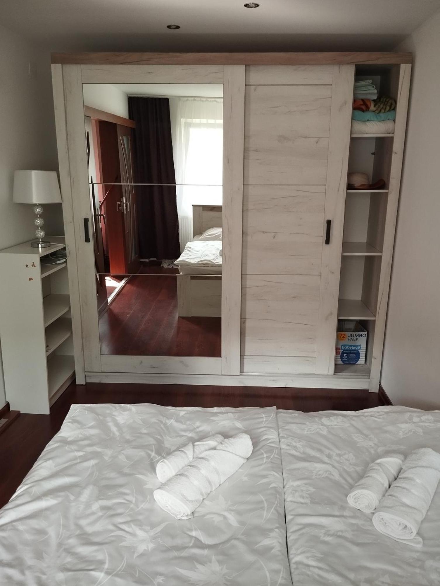 A&D Apartment Решица Екстериор снимка